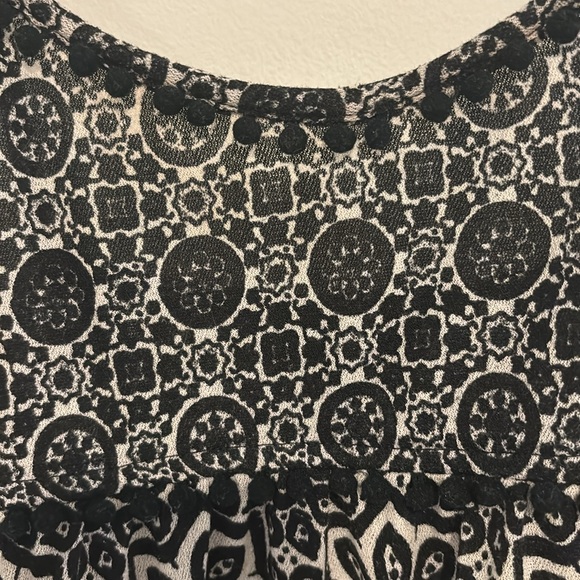 Black and white mini dress or tunic - Picture 2 of 2